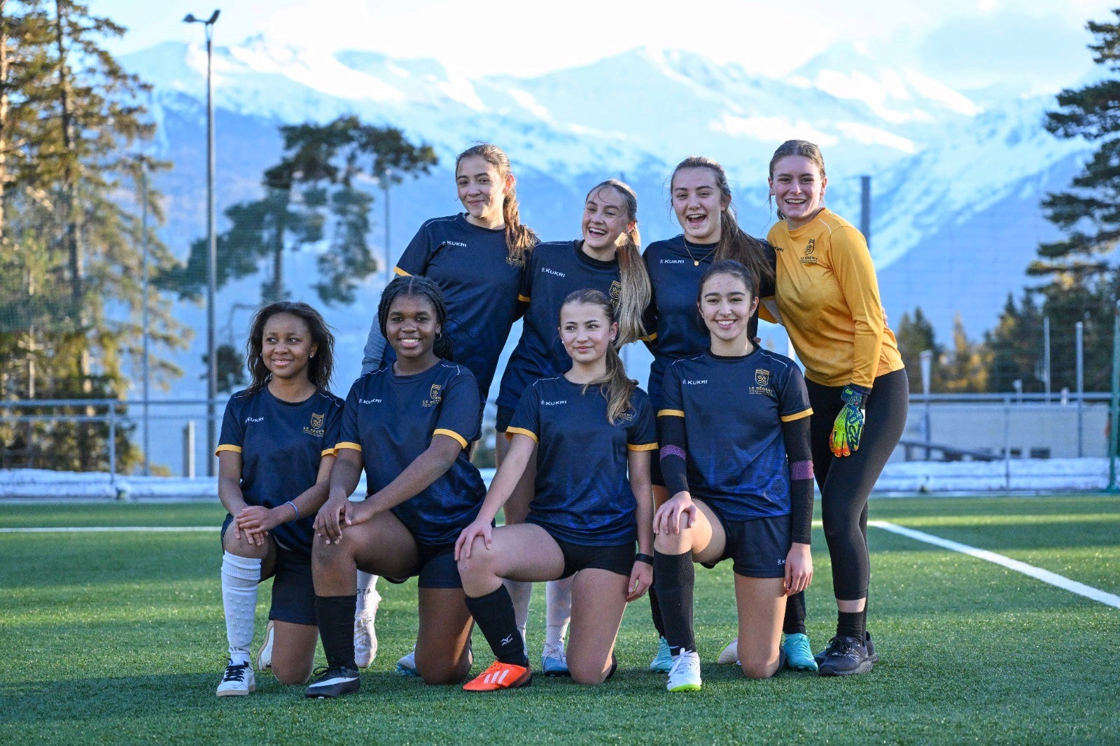 Feira de intercâmbio em Salvador oferece bolsas de estudo para jovens atletas cursarem ensino médio no exterior