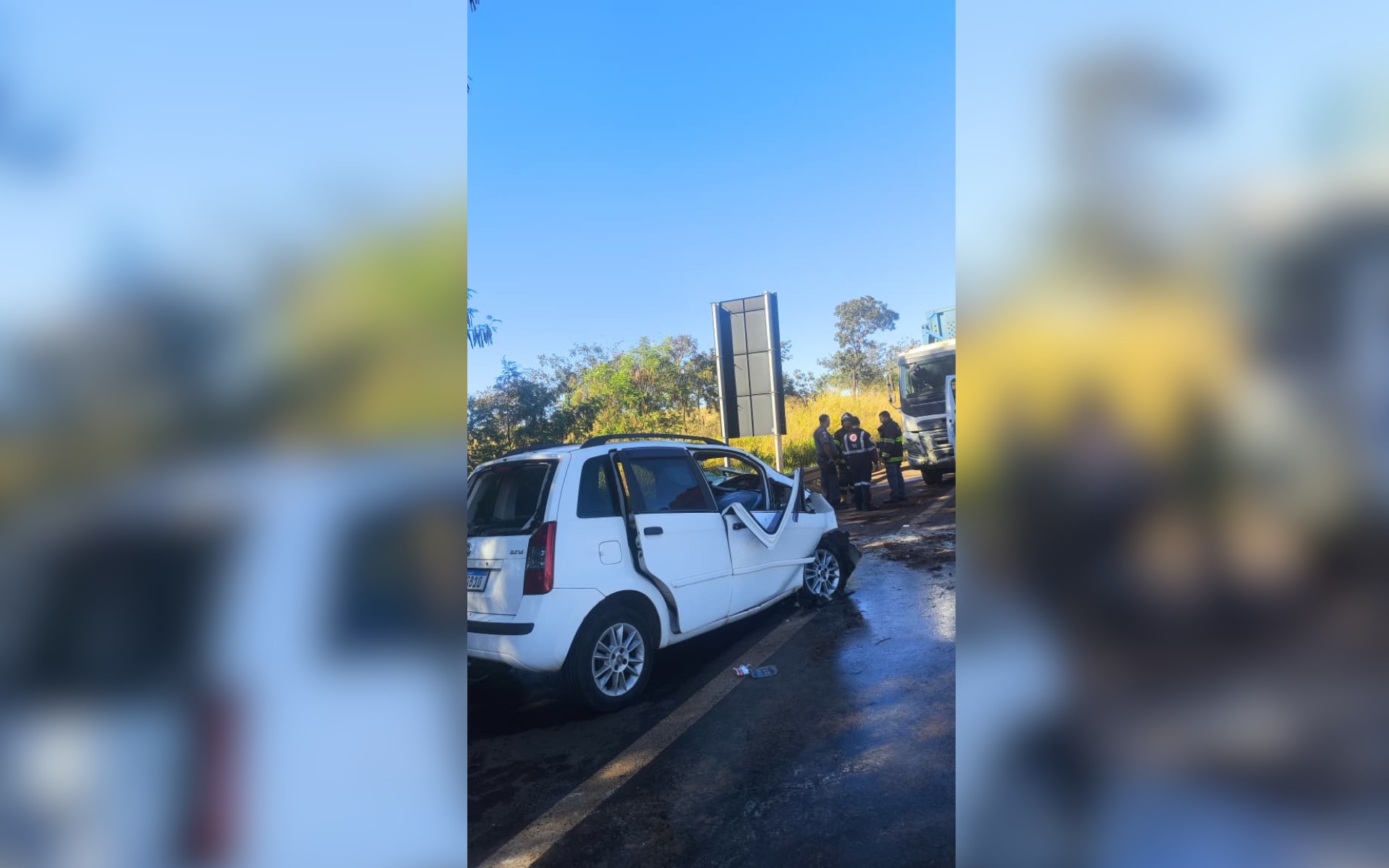 Motorista de carro morre após bater de frente com caminhão canavieiro em Nhandeara
