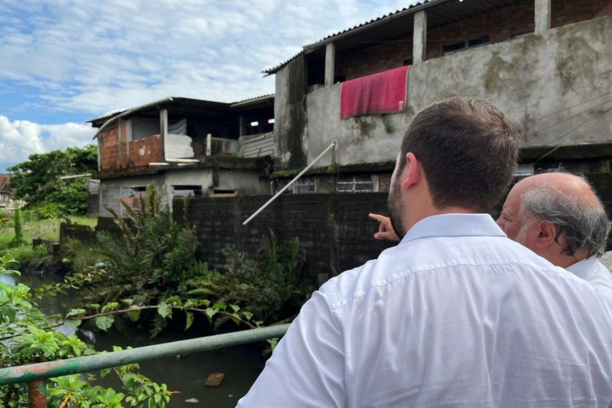 São Vicente, SP, inicia nova obra de combate às enchentes