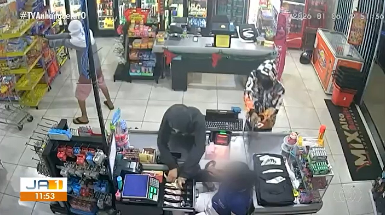 Vídeo mostra grupo armado invadindo supermercado no Tocantins