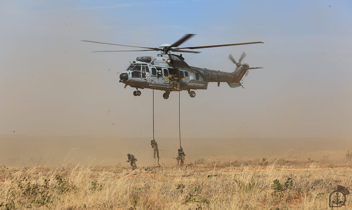 Brasil faz exercício militar em Goiás com tropas da China pela primeira vez