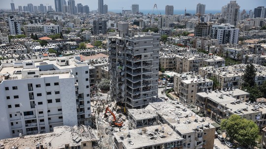 Líderes europeus tentam reduzir tensões, enquanto ataques entre Israel e Irã continuam