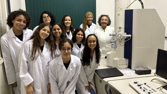 Mulheres na ciência: com orçamento de R$ 1 milhão, professora da UFU desenvolve projeto com alunas de escolas públicas de seis estados do Brasil