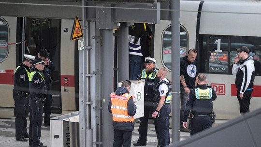 Ataque com faca deixa 18 feridos em estação ferroviária de Hamburgo, na Alemanha