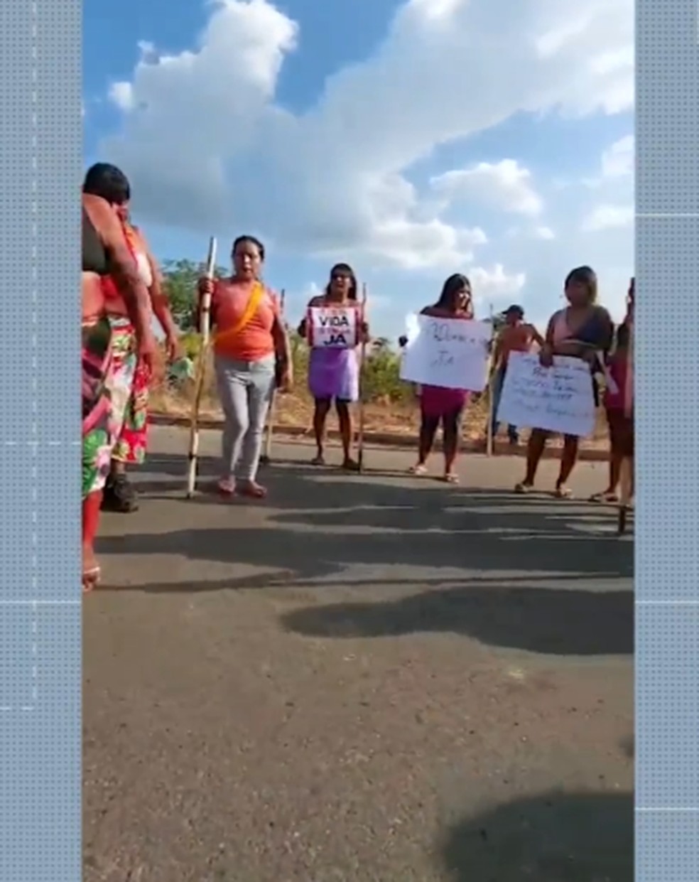 Indígenas fazem protesto no Maranhão contra o Marco Temporal — Foto: Reprodução/TV Mirante