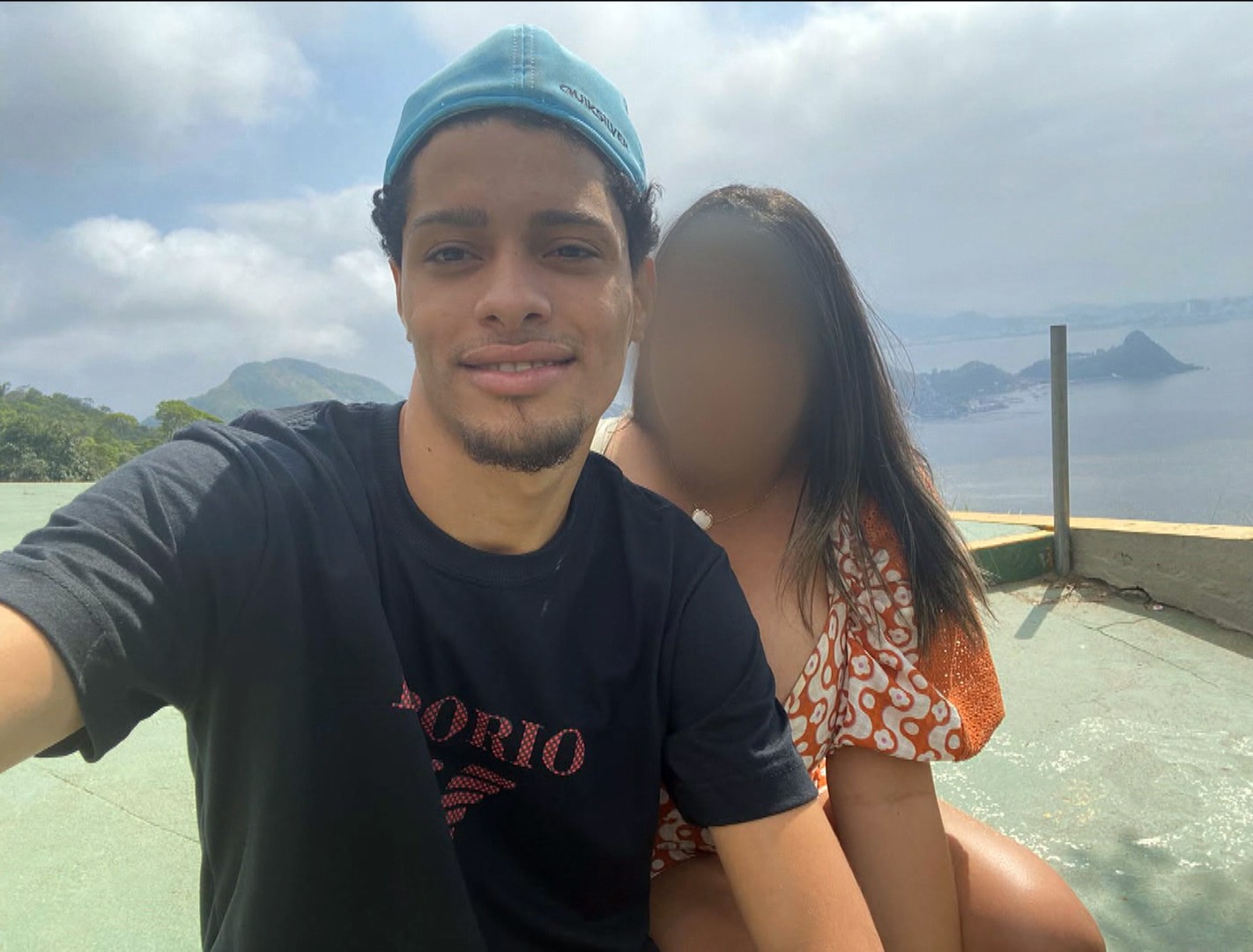 Motoboy morre atropelado em Niterói; família diz que motorista trocou de lugar no carro após acidente