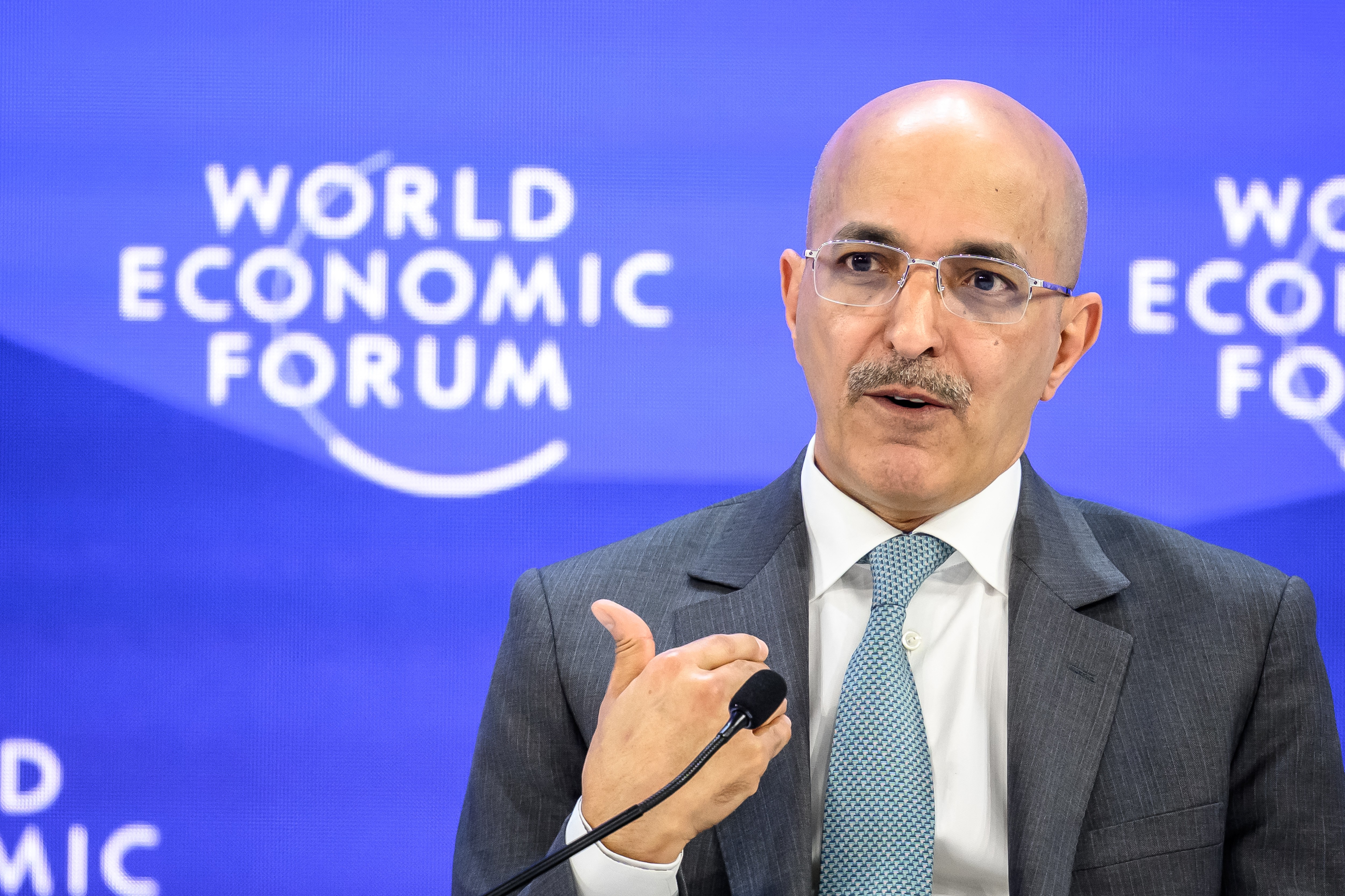 Arábia Saudita descarta ideia de que nova situação na Venezuela terá 'impacto significativo' no mercado de petróleo