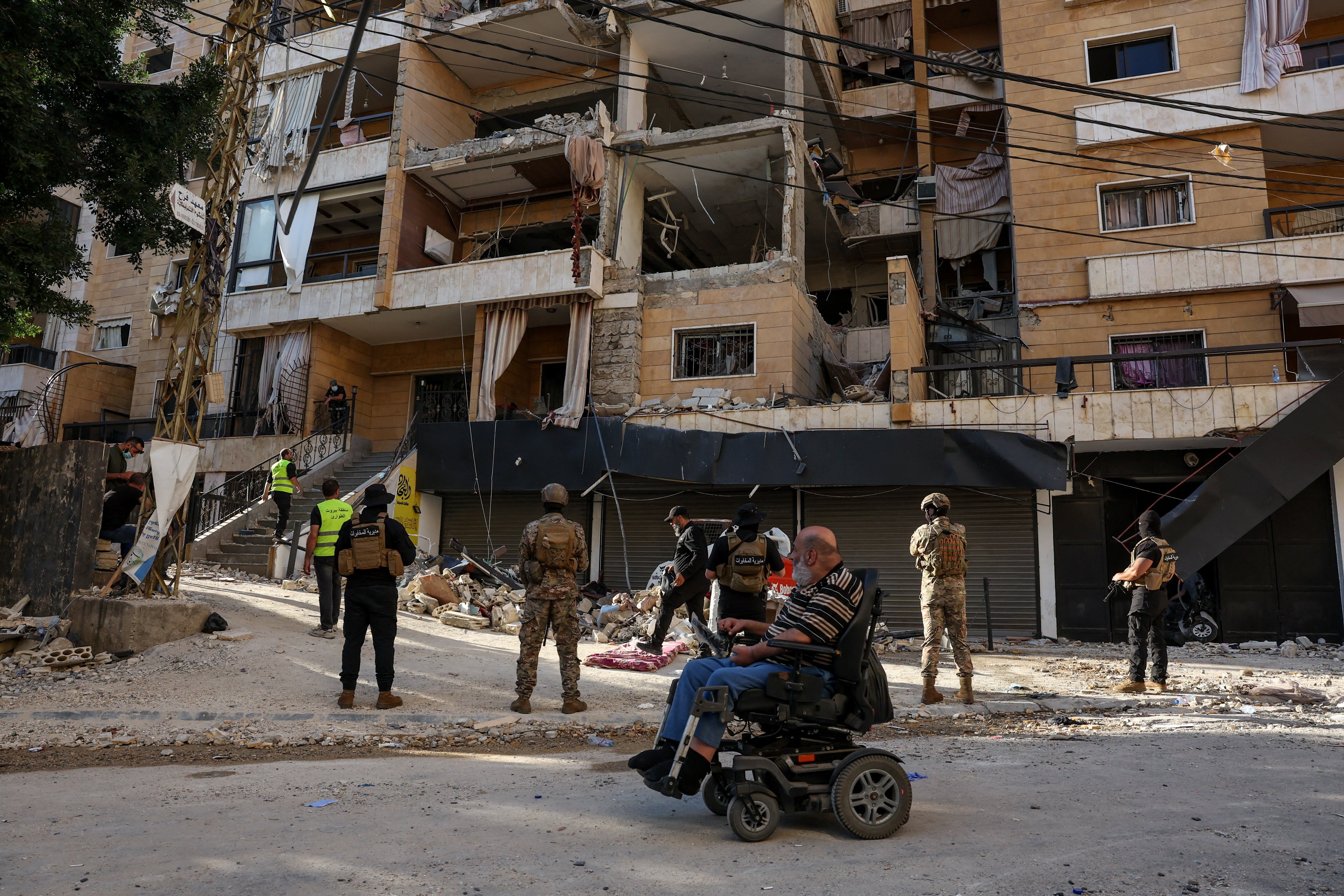 Irã ameaça atacar bases dos EUA após Israel bombadear Beirute, no Líbano 