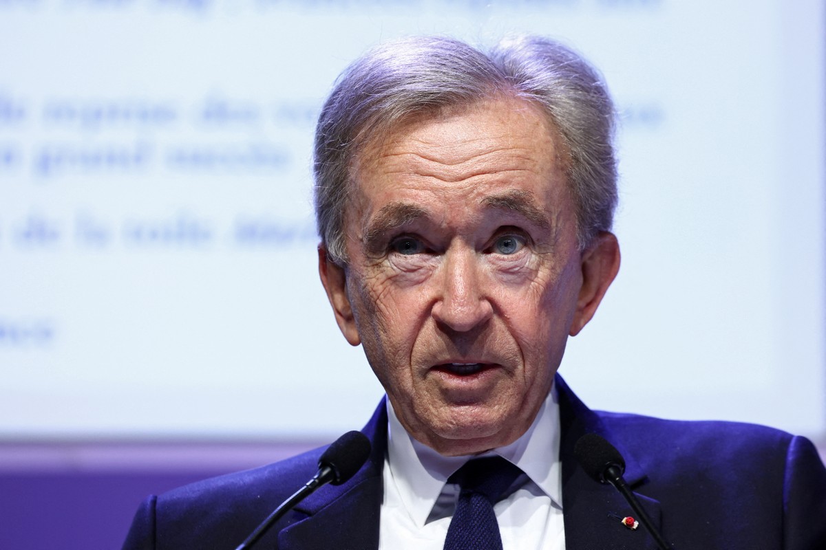 Musical chairs: billionaires change positions and Arnault is once again the richest in the world