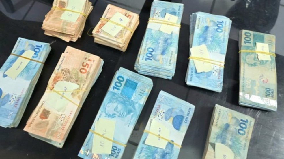 Operação apreende R$ 120 mil em espécie que seria usado para compra de votos no Ceará. — Foto: PF/Reprodução