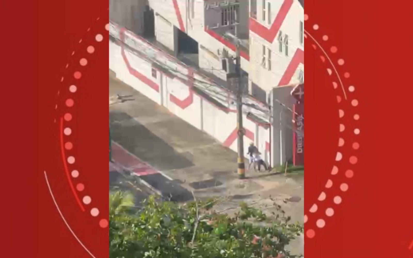 Policial militar é baleado de raspão na cabeça e suspeito é morto durante perseguição policial em Salvador