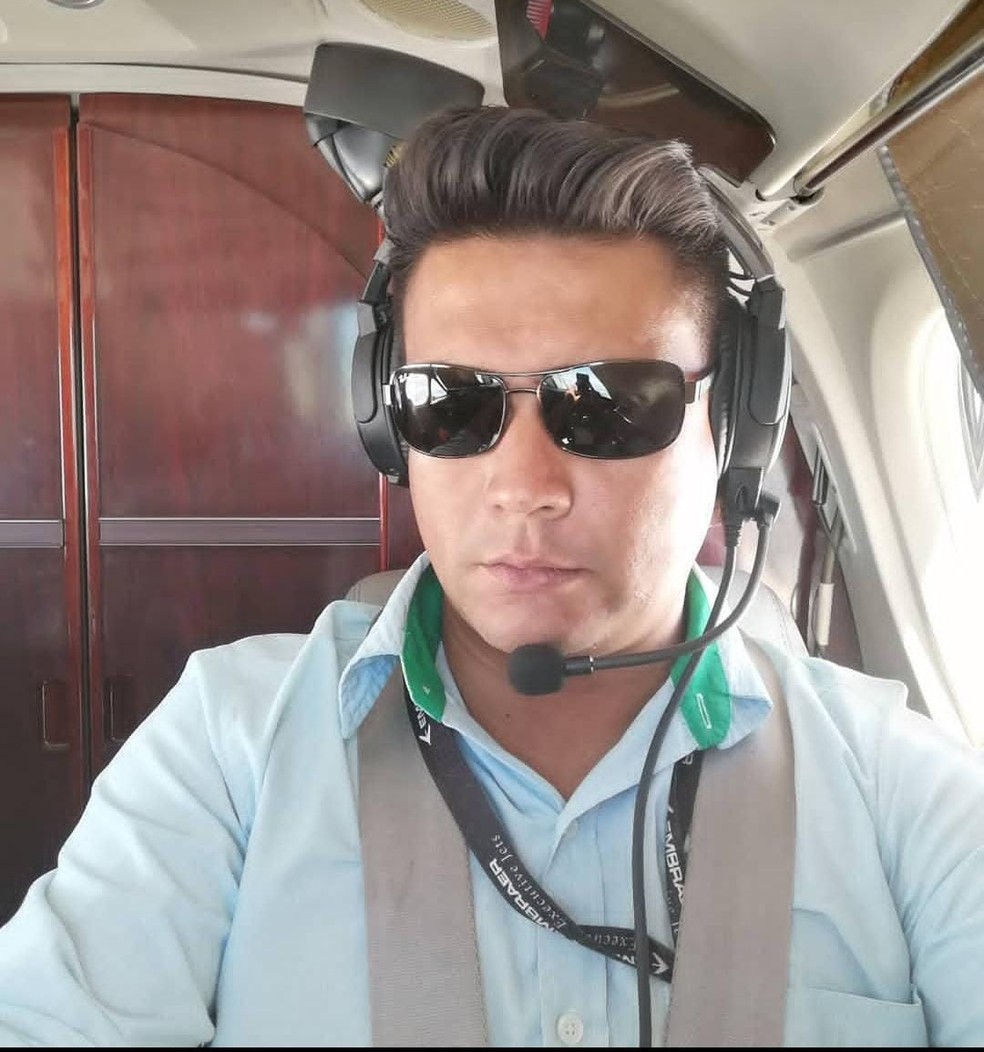 Piloto Fernando Kawahata Barreto ompartilhava sua rotina de voos nas redes sociais — Foto: Reprodução