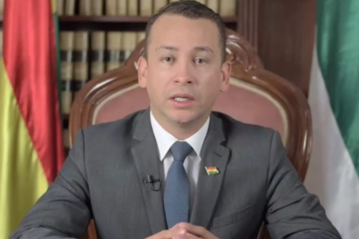 Presidente do STJ da Bolívia sofre assalto com a família em frente a hotel do litoral de SP