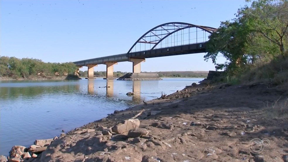 Obras na Hidrovia Tietê-Paraná em Buritama (SP) — Foto: Reprodução/TV TEM
