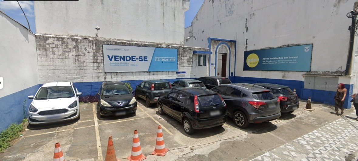 Com redução de 34% no preço, Unitau abre edital pela terceira vez para leiloar prédio no centro de Taubaté