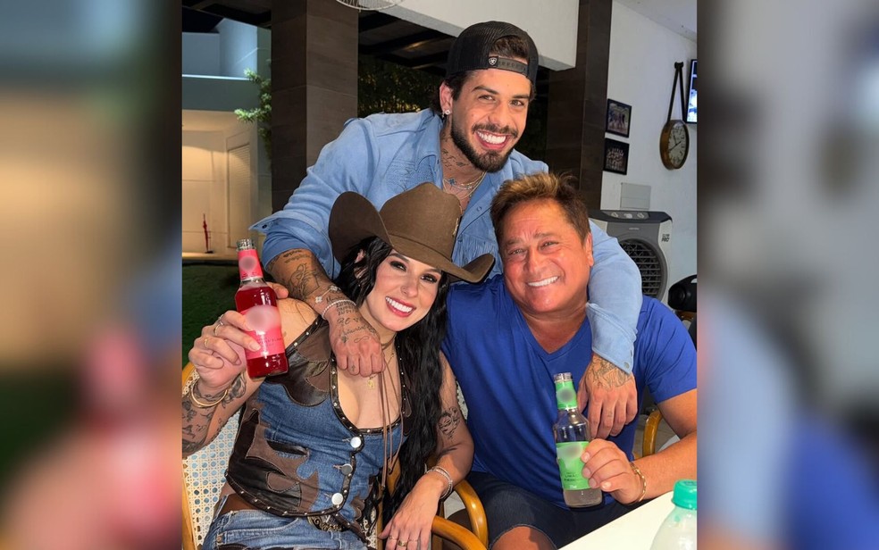 Leonardo posta foto com Zé Felipe e Ana Castela, em Goiânia — Foto: Reprodução/Instagram de Leonardo