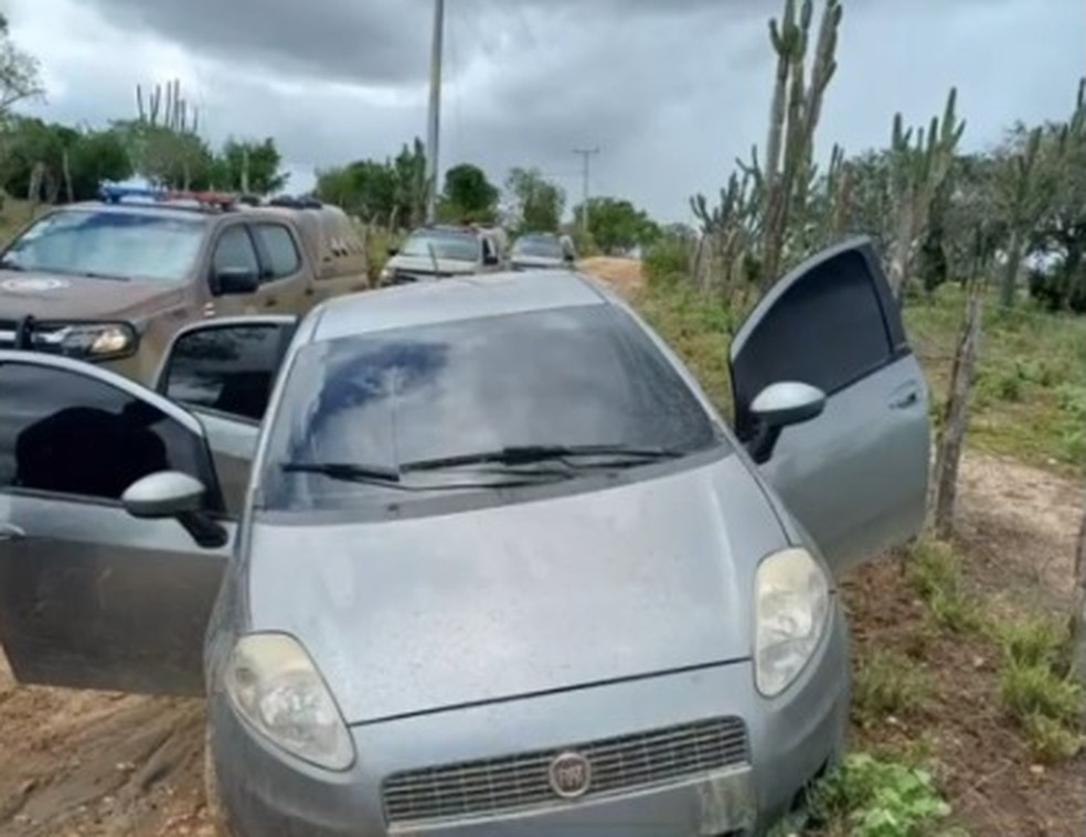 Pai e filho são sequestrados em Queimadas, norte da BA — Foto: TV Bahia