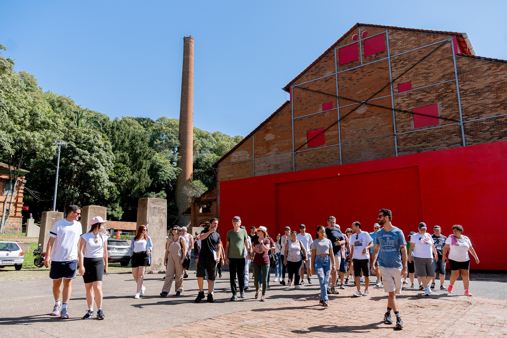Câmara de Piracicaba aprova projeto que proíbe conteúdo sexual em apresentações artísticas para crianças e adolescentes