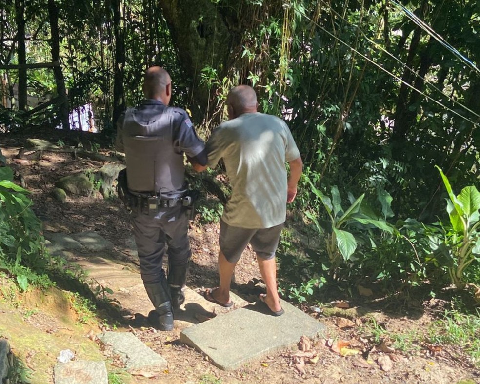 Idoso é sequestrado e extorquido após marcar encontro romântico por aplicativo de relacionamento em Santos, SP — Foto: Polícia Militar