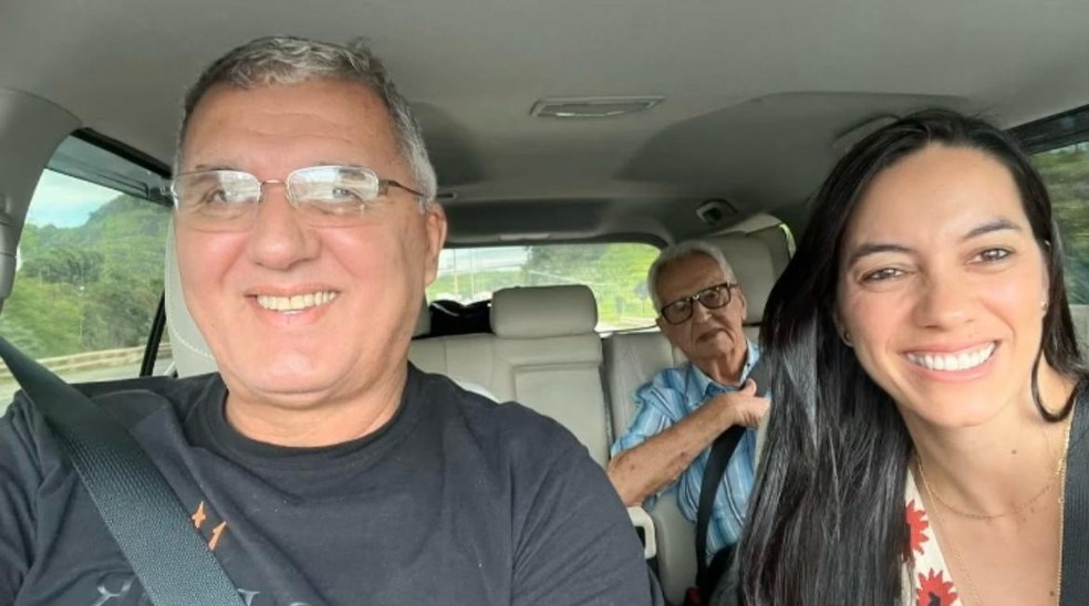 Filho de Nahim, Nahim e a nora viajaram 180km para devolver toalha levada por engano no Espírito Santo — Foto: Reprodução/Redes sociais