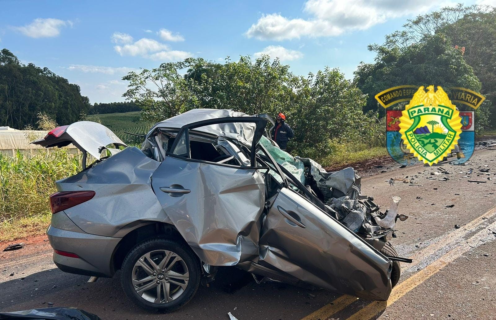 Motorista morre após batida frontal entre carro e caminhão na PR-090, em  Alvorada do Sul