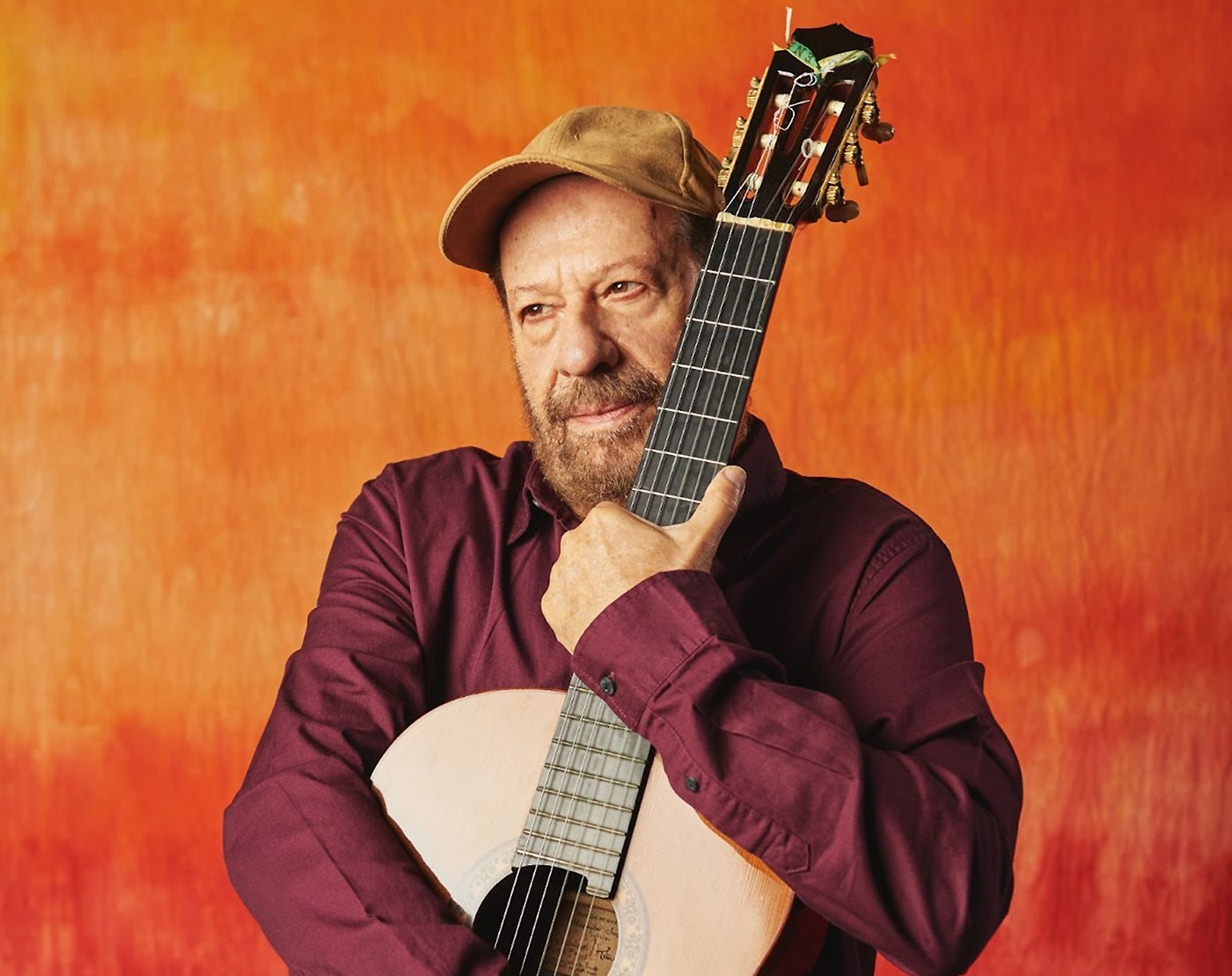 João Bosco faz feats com Jota.Pê, Caetano Veloso, Chico Buarque, Tiago Iorc e Mart'nália no álbum dos 80 anos