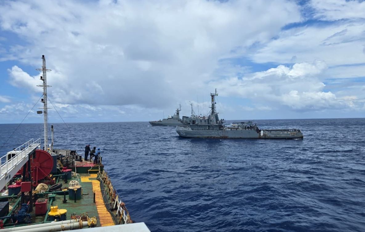 Tripulantes de navio africano resgatado estavam sem água e com nível de estresse elevado, diz PF