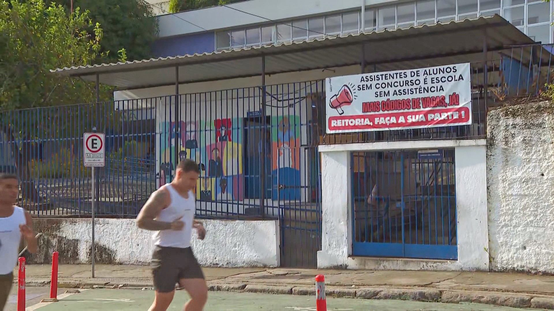 Profissionais do Colégio Pedro II fazem paralisação de 24 horas nesta quarta-feira