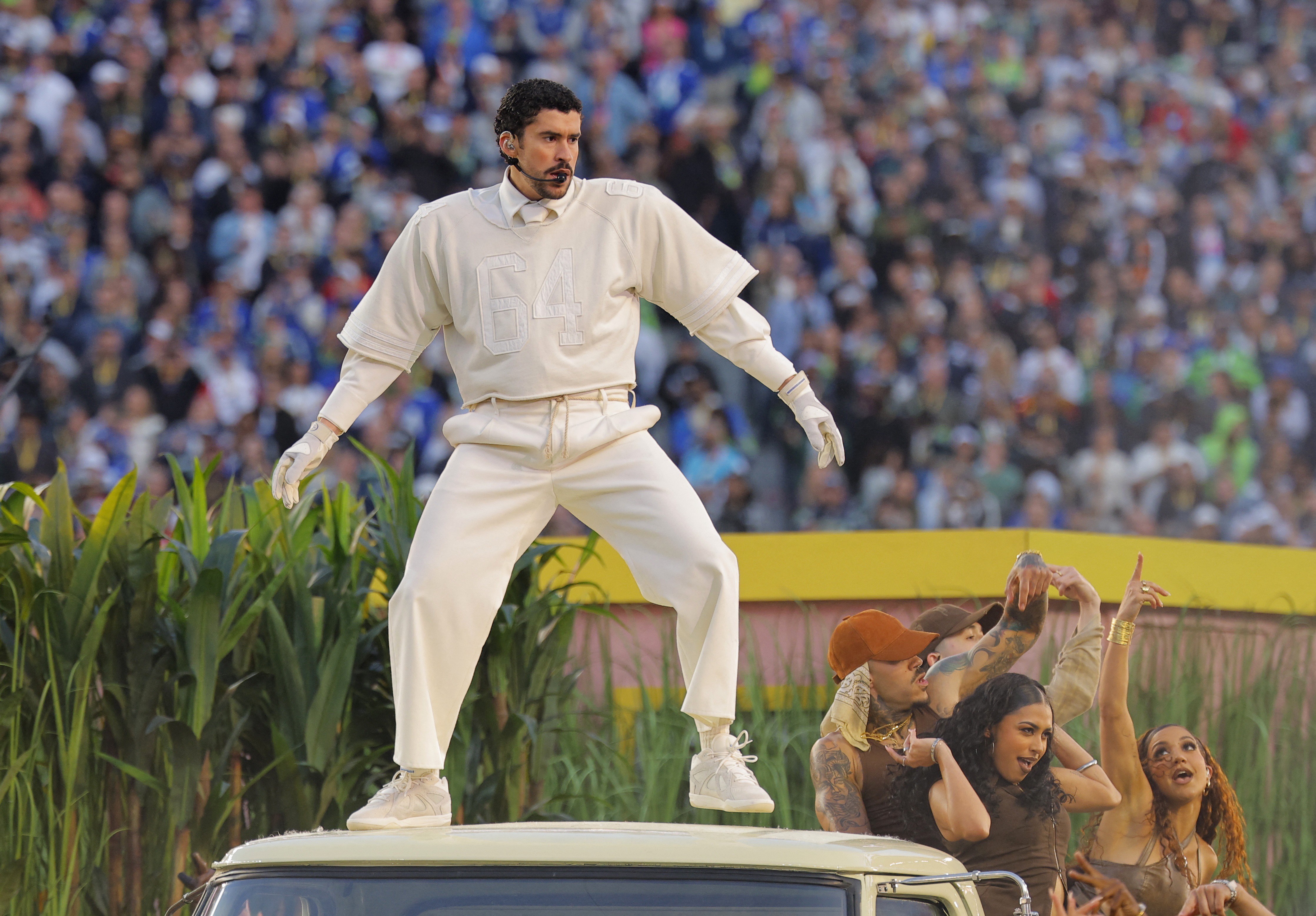 Bad Bunny no Super Bowl: entenda os principais momentos do show que enfureceu Trump 