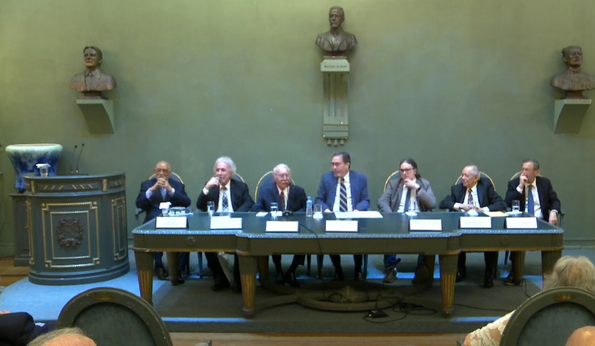 José Sarney relança três de seus romances na ABL, no Rio 