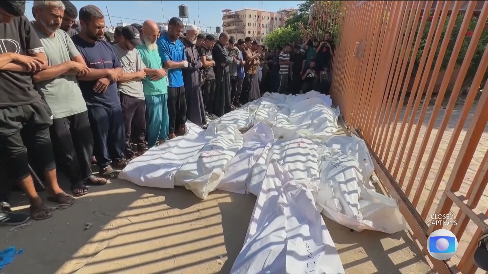 Quase 100 pessoas morrem nas últimas 24 horas em ataques na Faixa de Gaza