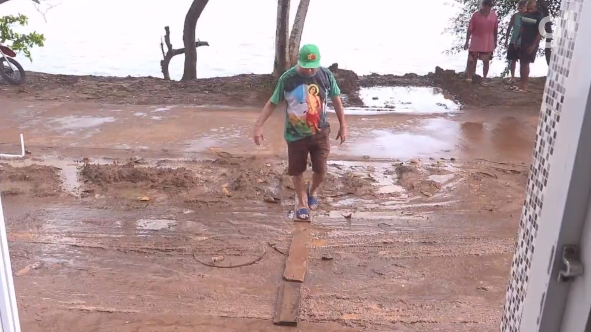 Obra de revitalização da Lagoa da Jansen ultrapassa prazo e moradores relatam lama, isolamento e prejuízos