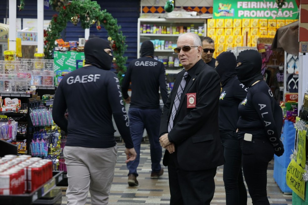 MPAL cumpre mandados contra suspeitos de fraudes fiscais, societárias e falsificação de documentos — Foto: MPAL